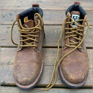 Roots Tuff Boot Size 6